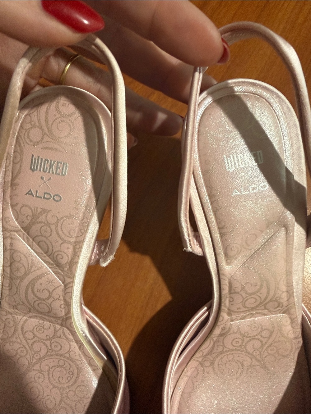ALDO Wicked Glinda collab pink bow satin heels - Picture 2 of 6